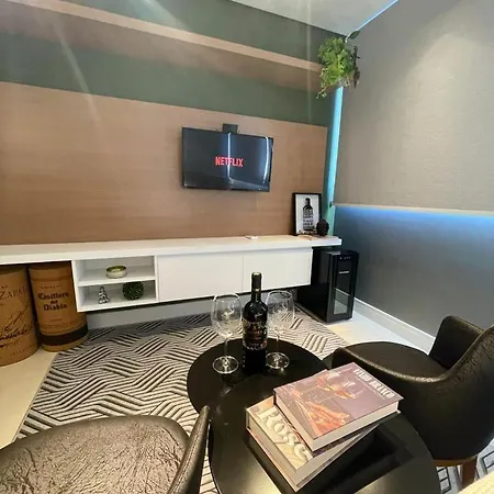 Apartamento Tematico Luxo Mundo Do Vinho! Bento Goncalves Exterior photo